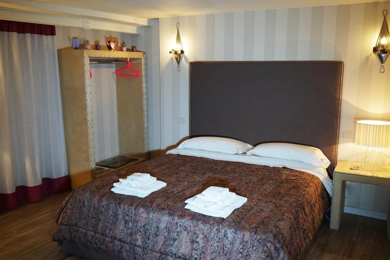 Dante'S Room By Apulia Accommodation 바리 외부 사진
